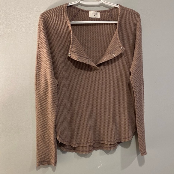 Mauve Waffle-Textured Long Sleeve - Picture 4 of 9